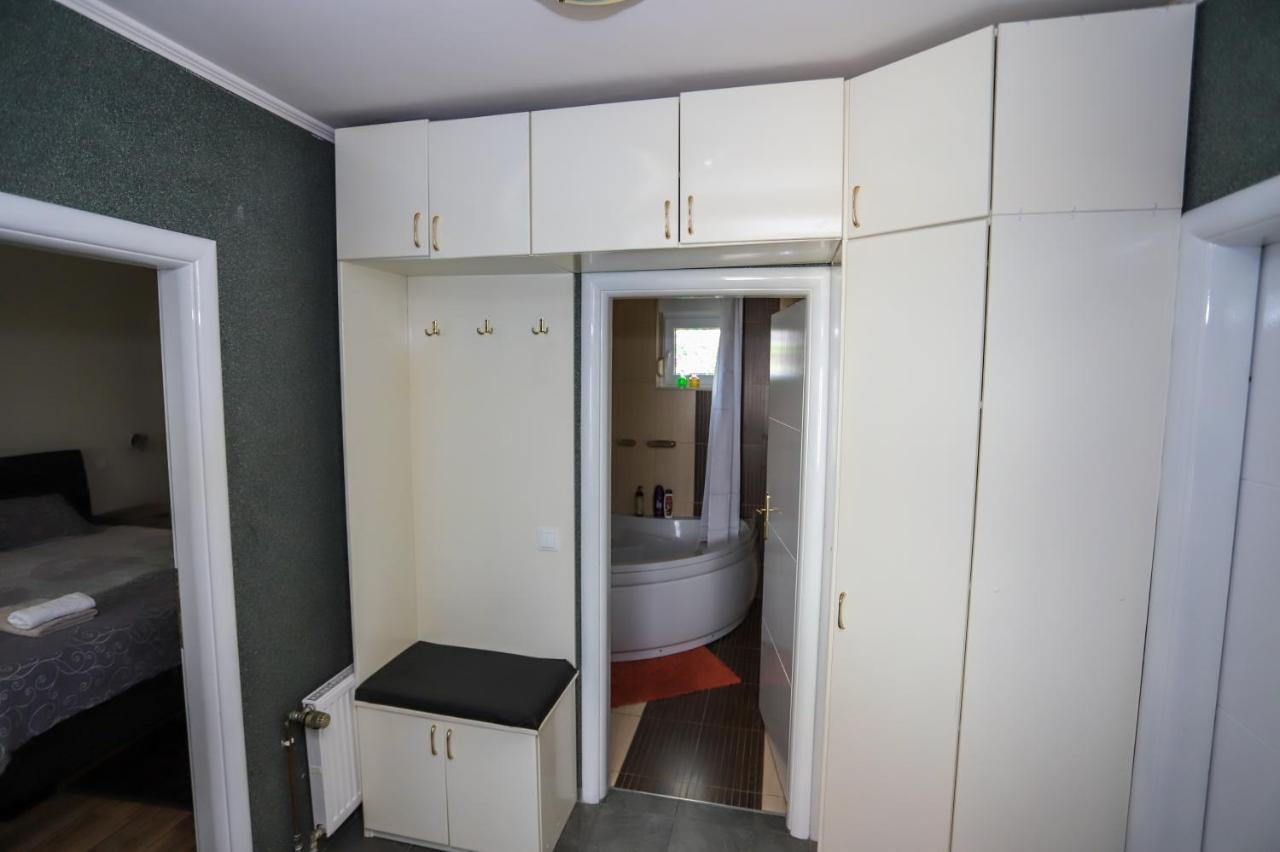 Apartman Veronika Ðakovo Exteriör bild
