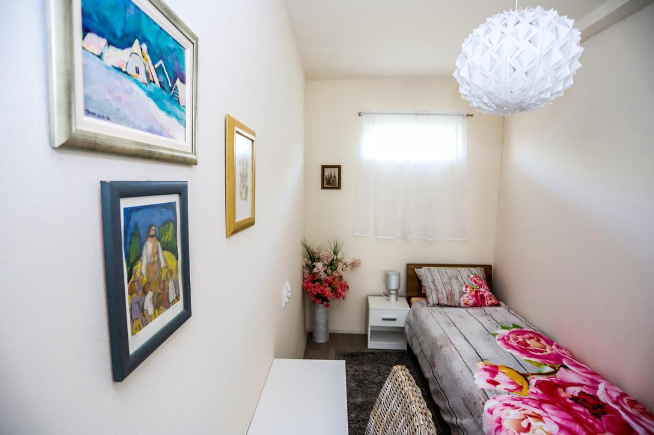 Apartman Veronika Ðakovo Exteriör bild